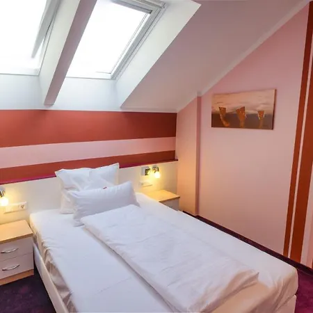 Residenz Hoessinger Hotel