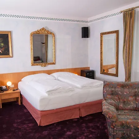 Residenz Hoessinger Hotel 4*