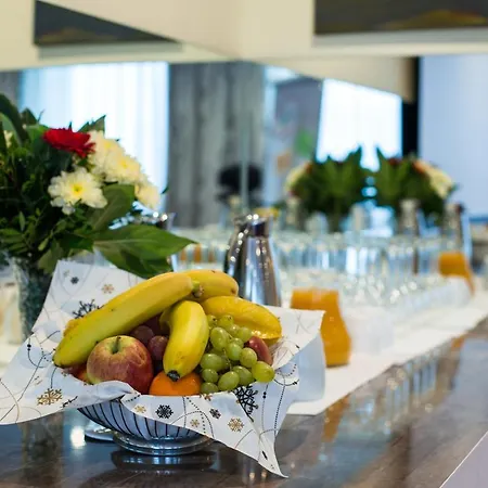 Hotel Residenz Hoessinger 4*