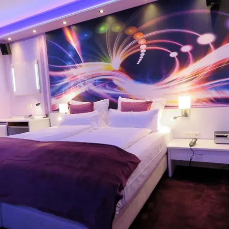 Hotel Residenz Hoessinger 4*