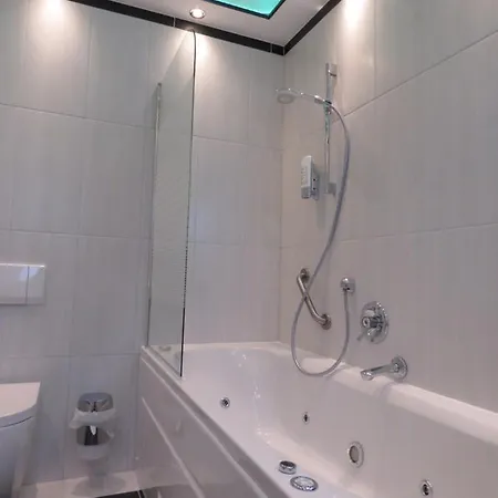 Residenz Hoessinger 4* Karlstetten