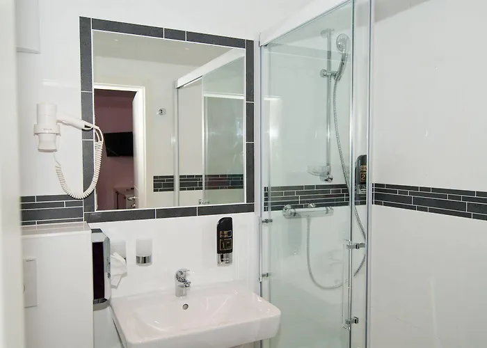 豪斯林格住宅酒店 酒店 4*